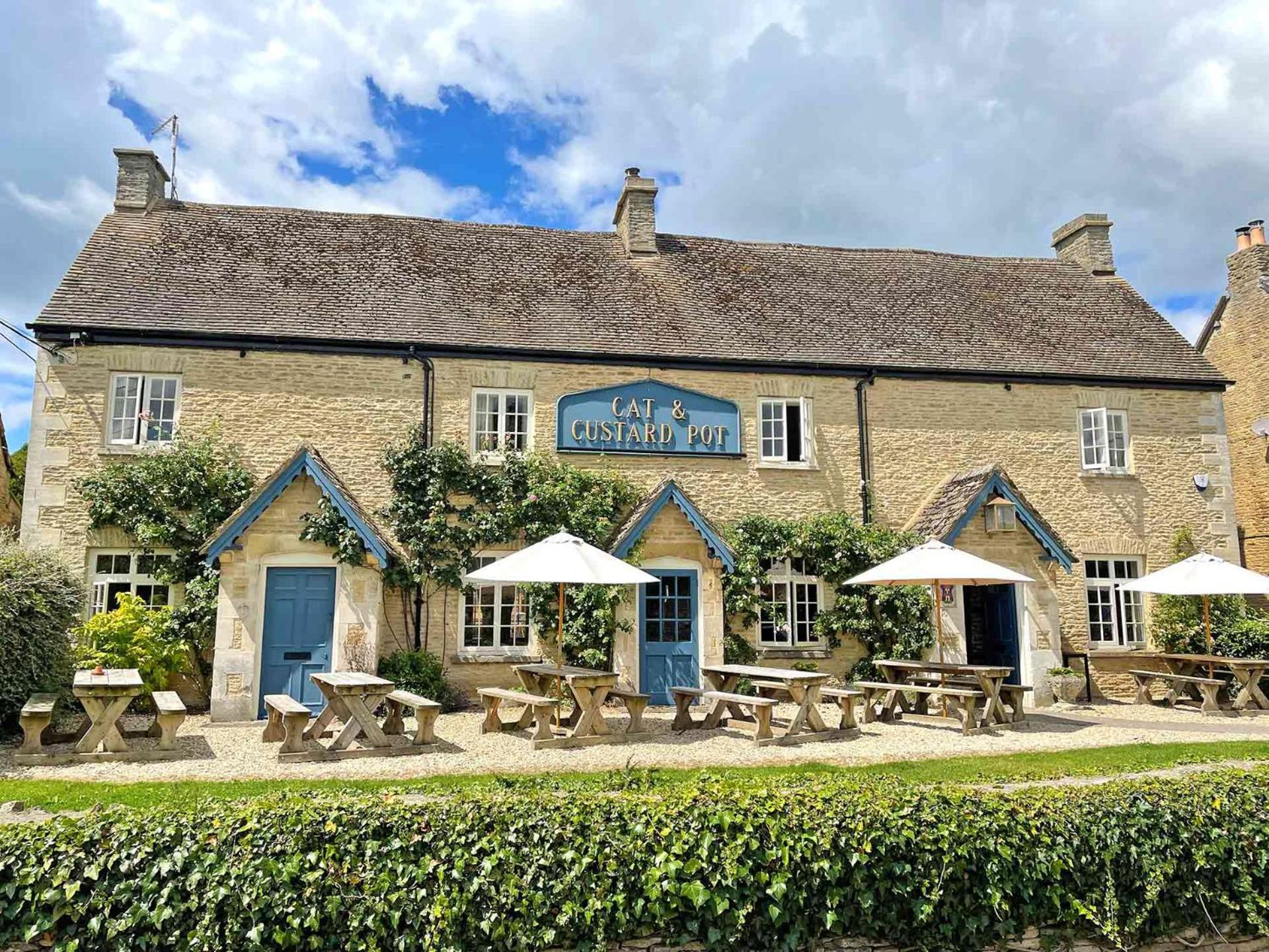 Cat And Custard Pot Inn Shipton Moyne Экстерьер фото